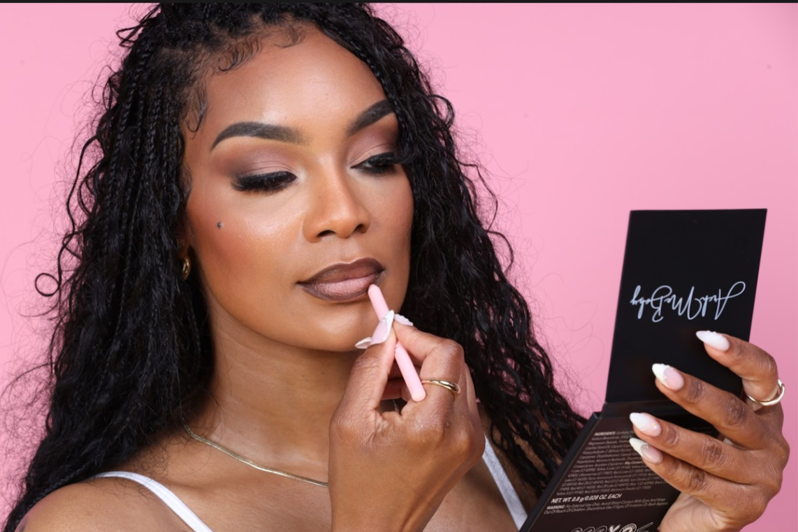 Perfect Brown Lip Liner